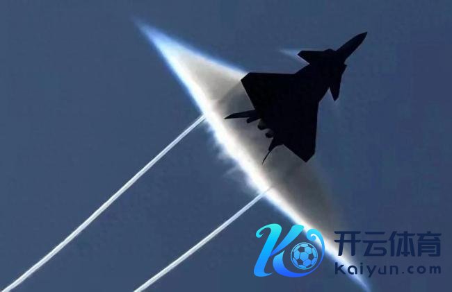 群众：歼20信得过空速初见线索