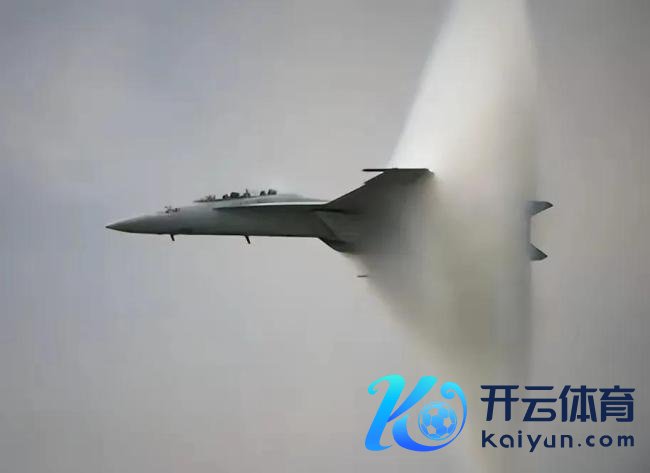 群众：歼20信得过空速初见线索 本领贵重待解